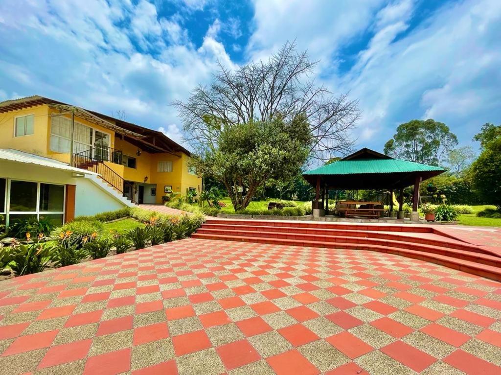 Finca Hotel La Ponderosa Рионегро Экстерьер фото